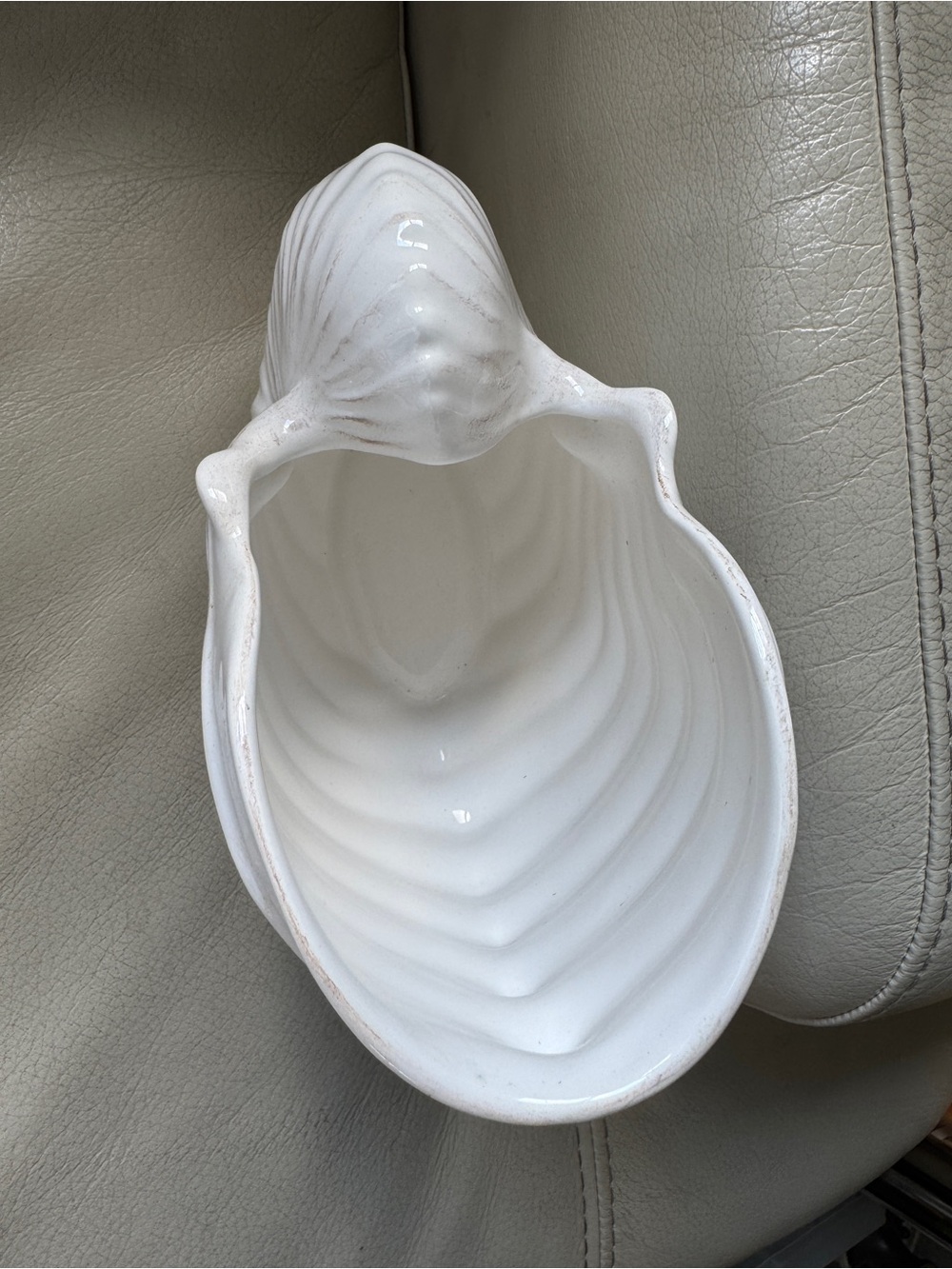 White Ceramic Nautilus Shell Sculpture - Decorative Home Art - Picture 7 of 7